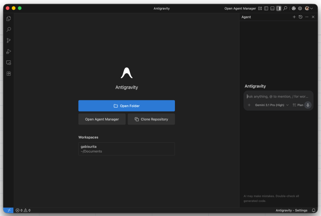 Interface do Antigravity — editor de código com painel de IA